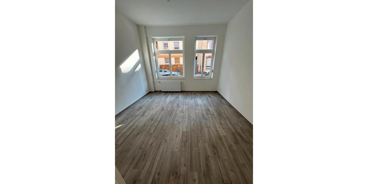 Moderne Wohnung in saniertem Altbau in Mannheim 2.5 zimmer