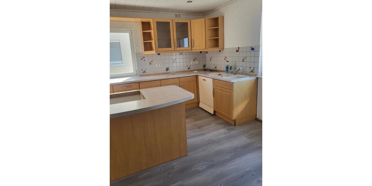 Einfamilienhaus Heppenheim (Bergstraße) - 7 Zimmer, 170 m&sup2;, 390.000&euro; | Angebot:27115149