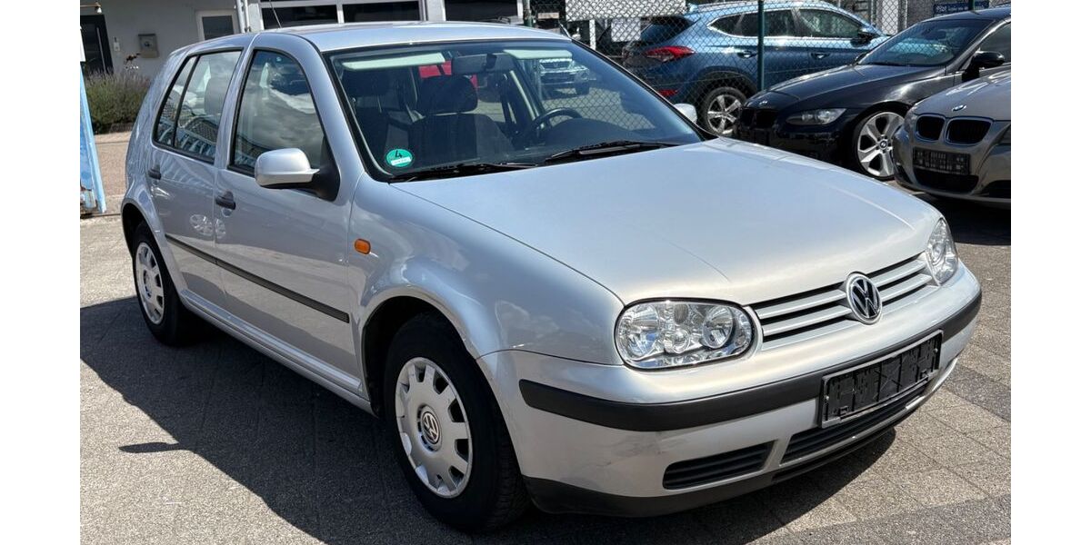 VW Golf 117.000 km 2.990 &euro; Reilingen 68799