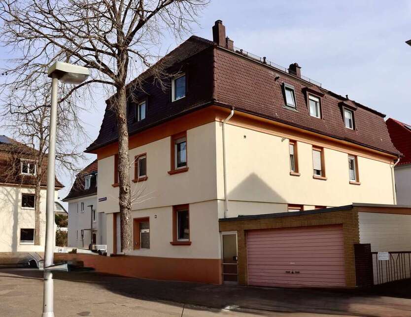 Haus zum Kaufen in Mannheim 585.000 € 257 m²