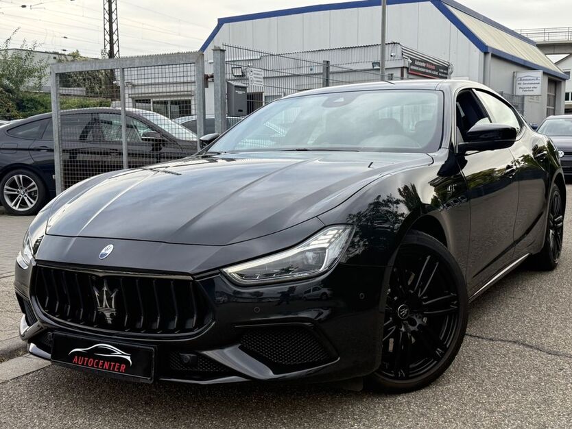 Maserati Ghibli 37.000 km 52.900 € Weinheim 69469