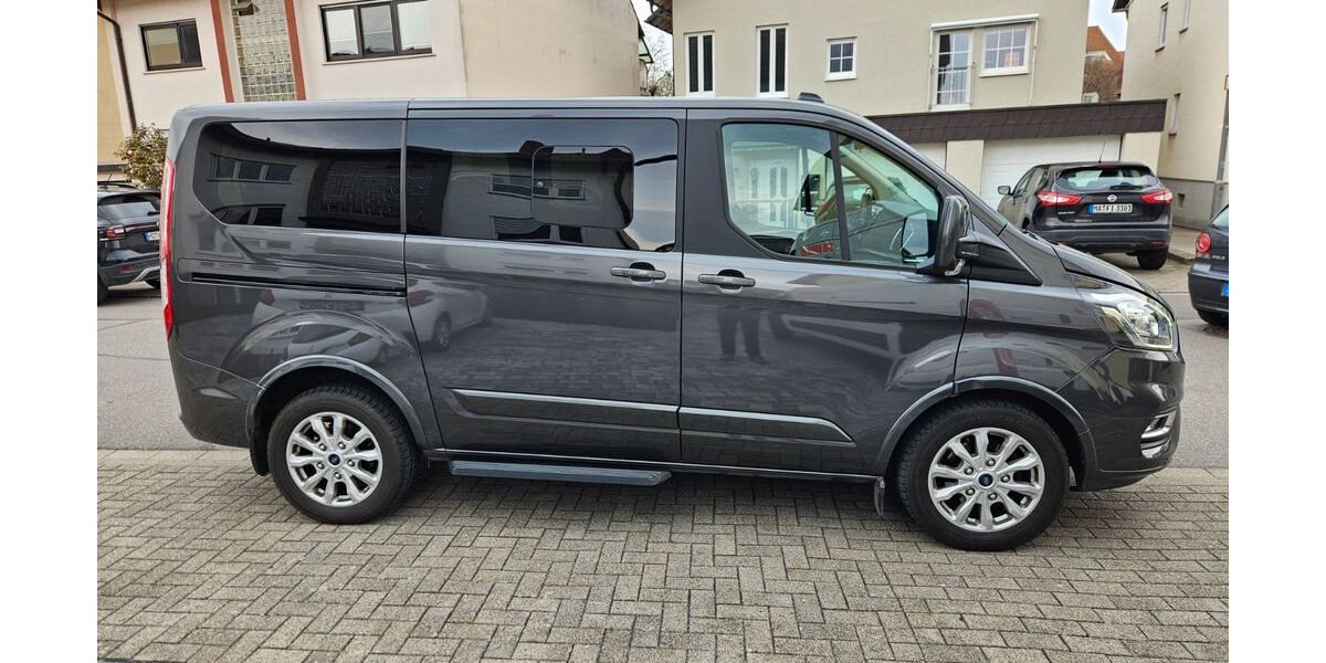 Ford Tourneo Custom 39.000 km 30.000 &euro; Brühl 68782