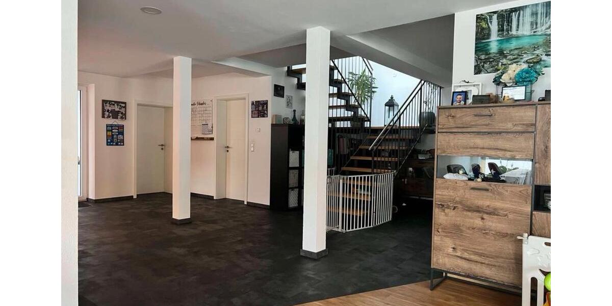 Doppelhaushälfte Eberbach - 8 Zimmer, 254 m&sup2;, 580.000&euro; | Angebot:26107420