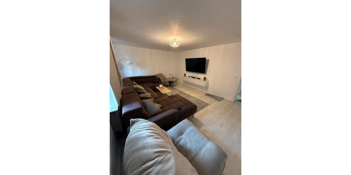 Erdgeschoßwohnung Sandhausen - 3 Zimmer, 81 m&sup2;, 1.550&euro; | Angebot:25809968