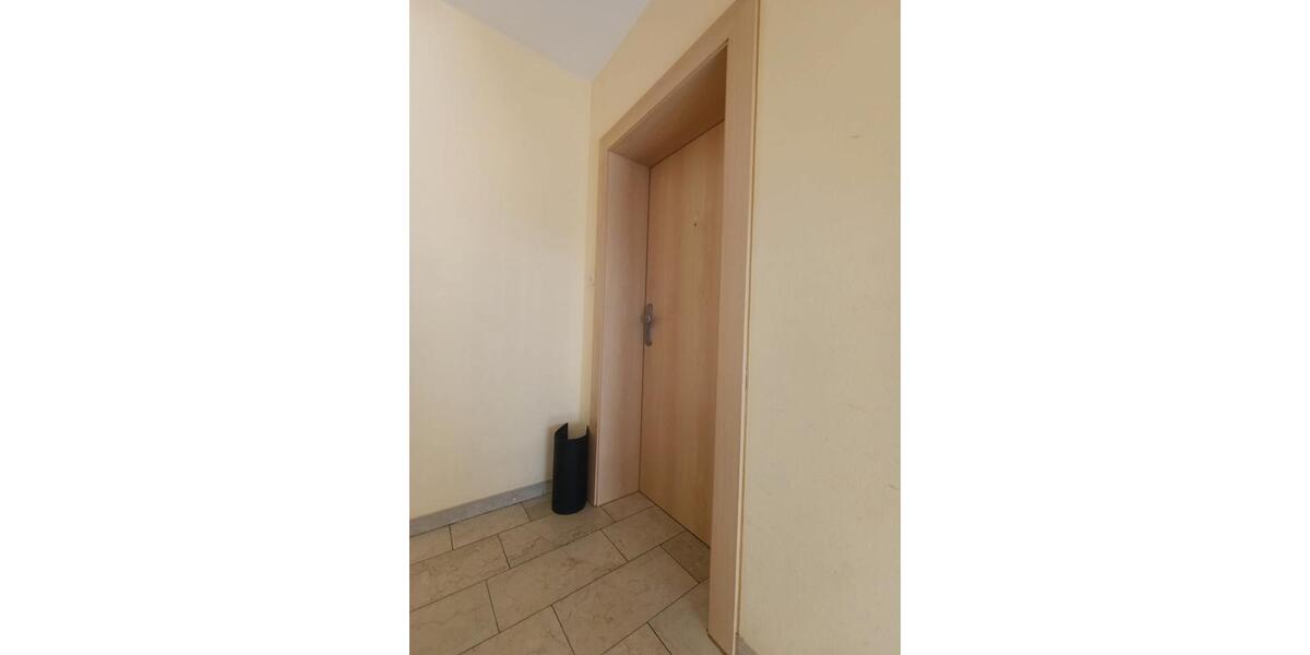 Dachgeschoßwohnung Walldorf - 3 Zimmer, 52 m&sup2;, 620&euro; | Angebot:26537322