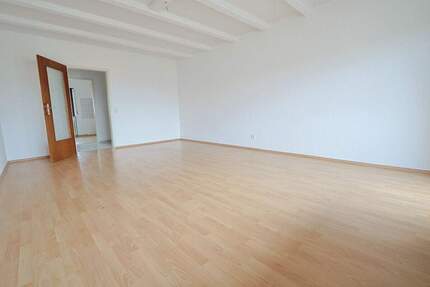 Wohnung Schwetzingen - 3 Zimmer, 70 m&sup2;, 850&euro; | Angebot:25671845