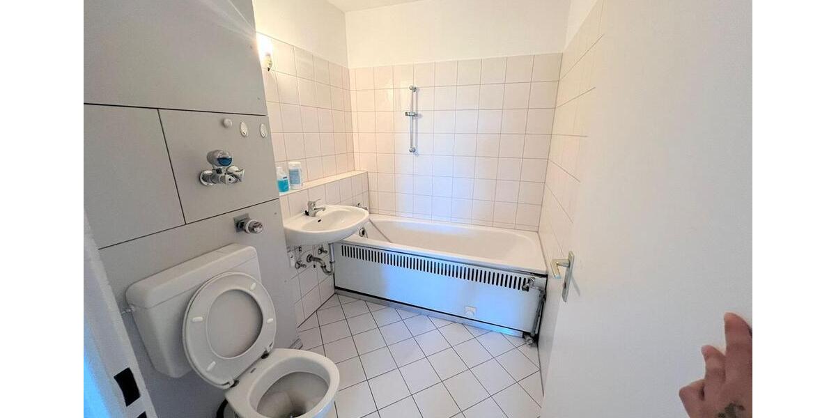 Etagenwohnung Ludwigshafen am Rhein Edigheim - 2.5 Zimmer, 65 m&sup2;, 950&euro; | Angebot:26533941