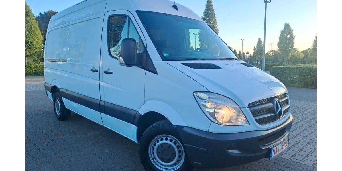 Mercedes-Benz Sprinter 296.000 km 8.211 &euro; Mannheim 68169