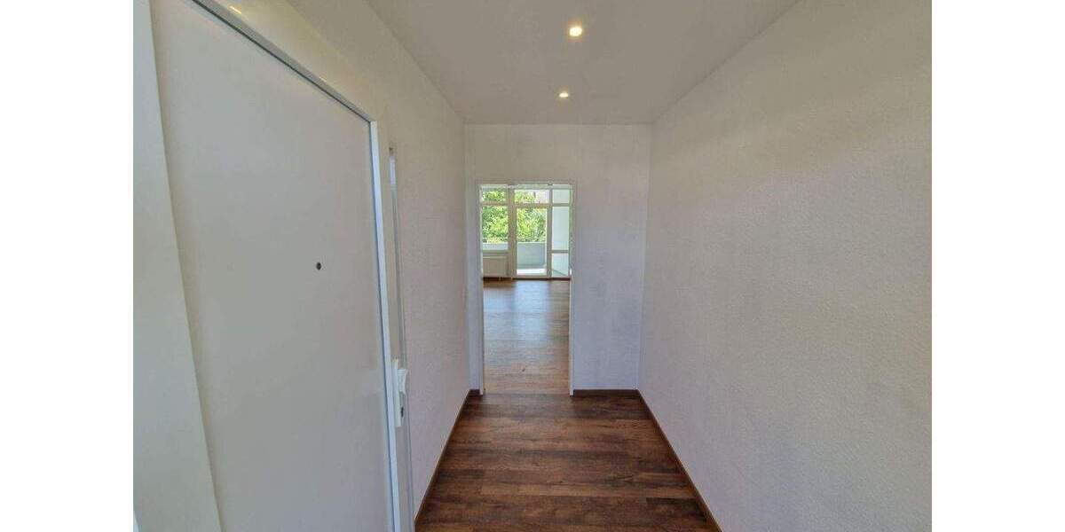 RESERVIERT - Neu, Balkon, TG, Top-Lage - sofort einziehen oder vermieten 1 zimmer