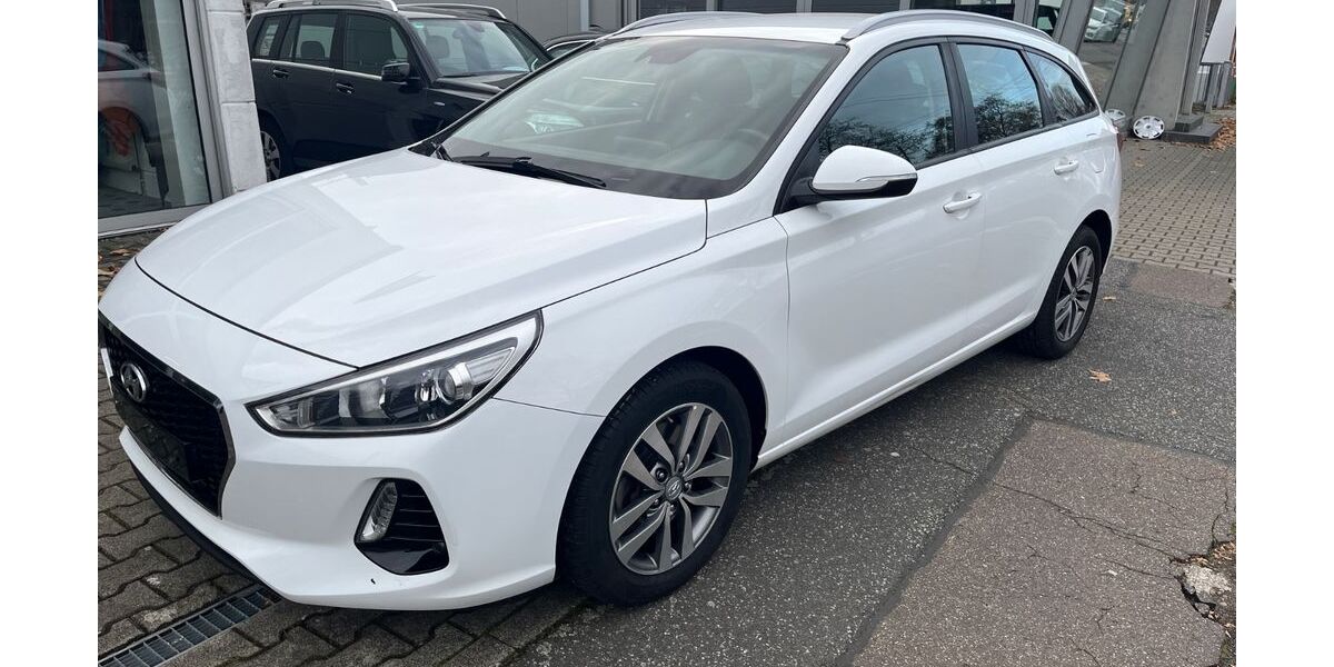 Hyundai i30 154.900 km 10.450 &euro; Mannheim 68199