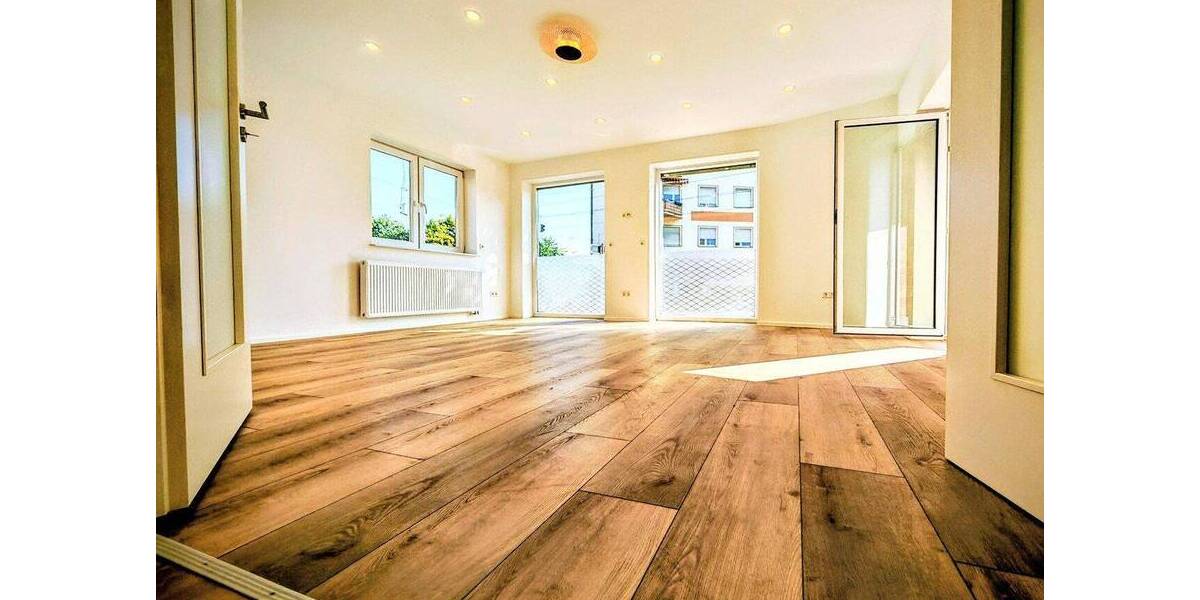 Etagenwohnung Mannheim Neckarstadt - 4 Zimmer, 82 m&sup2;, 1.035&euro; | Angebot:26885005