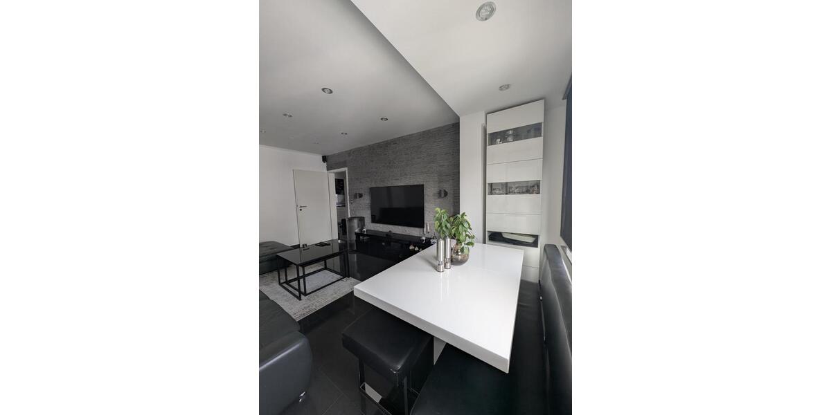Etagenwohnung Ludwigshafen am Rhein Parkinsel - 3 Zimmer, 80 m&sup2;, 270.000&euro; | Angebot:24111145
