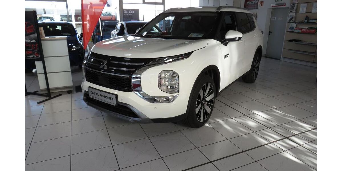 Mitsubishi Outlander 3.500 km 45.390 &euro; Heidelberg 69126