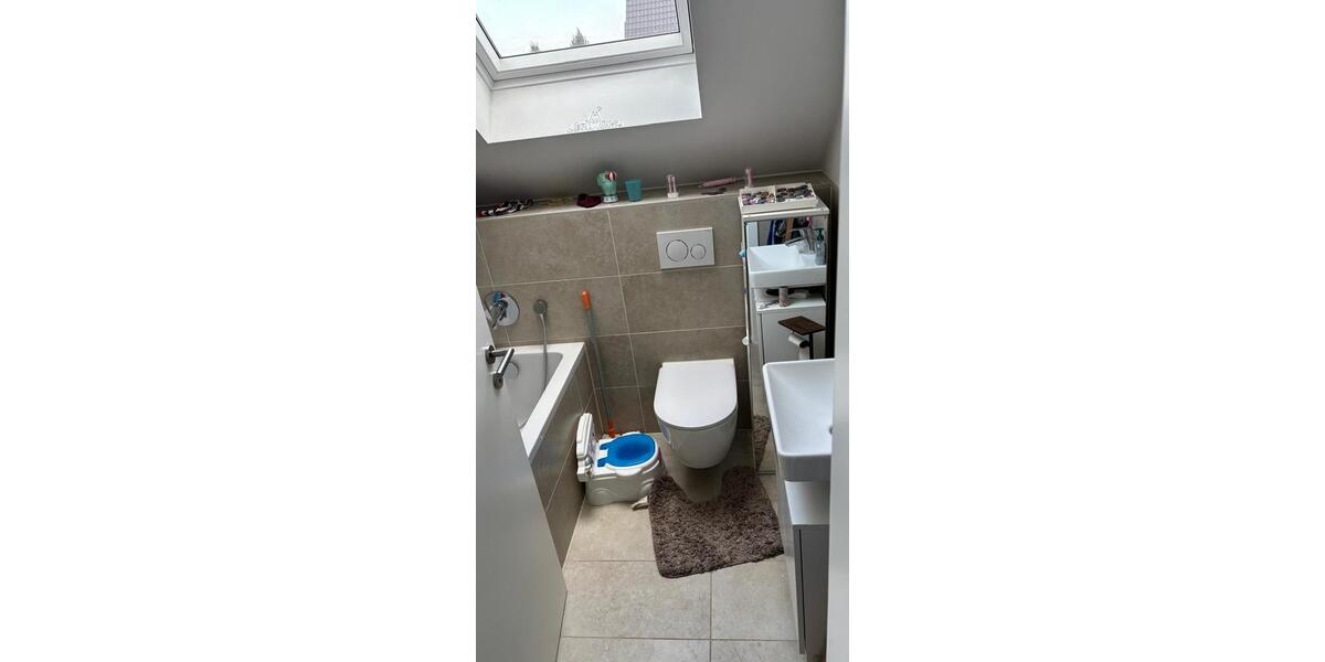 Doppelhaushälfte Altlußheim - 7 Zimmer, 186 m&sup2;, 2.400&euro; | Angebot:25542352