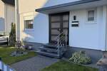 Viernheim: gepflegte Doppelhaushälfte mit kleinem Garten in guter Lage