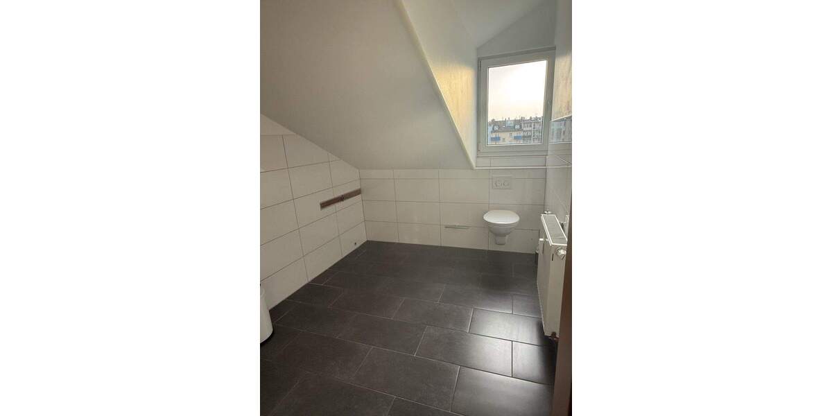 Gewerbeobjekt Ludwigshafen am Rhein Mitte - 2 Zimmer, 183 m&sup2;, 2.500&euro; | Angebot:25536250