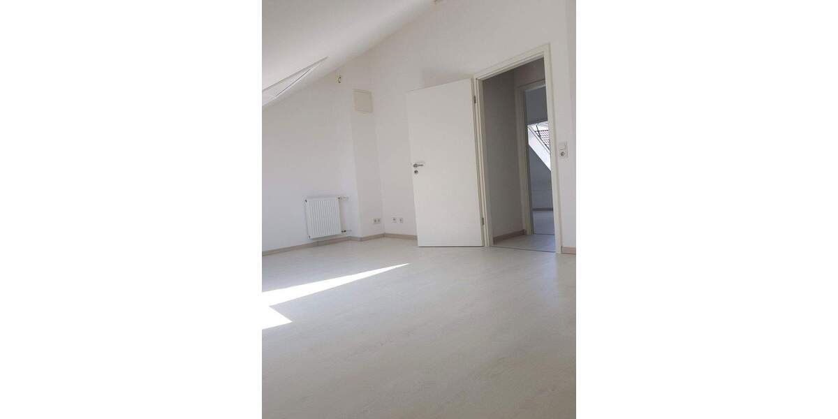 Schönes Reihenendhaus mit 4 Zimmern, Terrasse und Garten, von Privat, direkt in Weinheim 4 zimmer