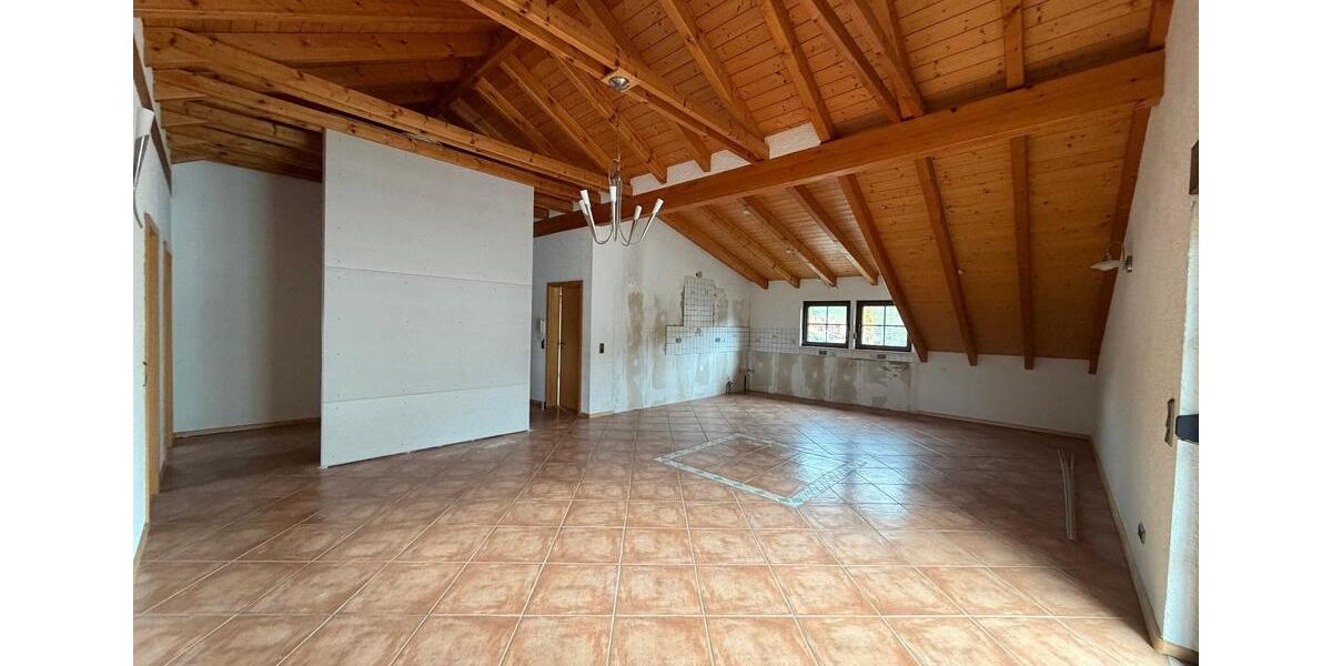 Dachgeschoßwohnung Wald-Michelbach Michelbach - 4 Zimmer, 110 m&sup2;, 900&euro; | Angebot:26101298