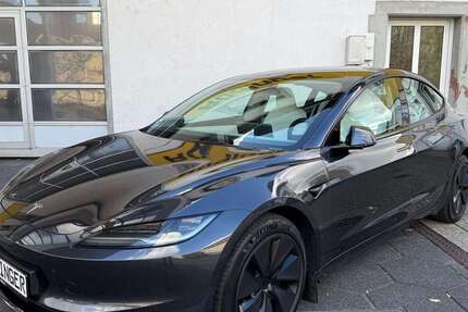 Tesla Model 3 50.000 km 41.980 € Aglasterhausen 74858