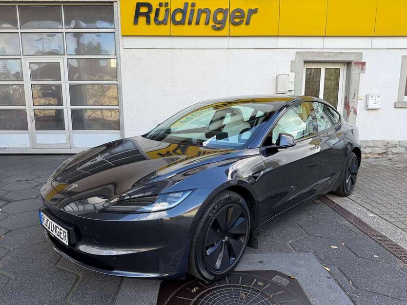 Tesla Model 3 50.000 km 41.980 € Aglasterhausen 74858