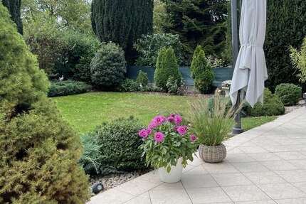 Haus zum Kaufen in Walldorf 796.000 € 218 m² 8 zimmer