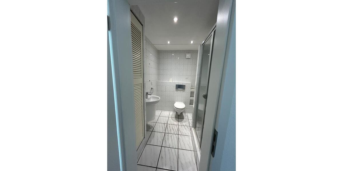 Etagenwohnung Mannheim Neckarstadt-Ost - 4 Zimmer, 94 m&sup2;, 1.440&euro; | Angebot:24775289