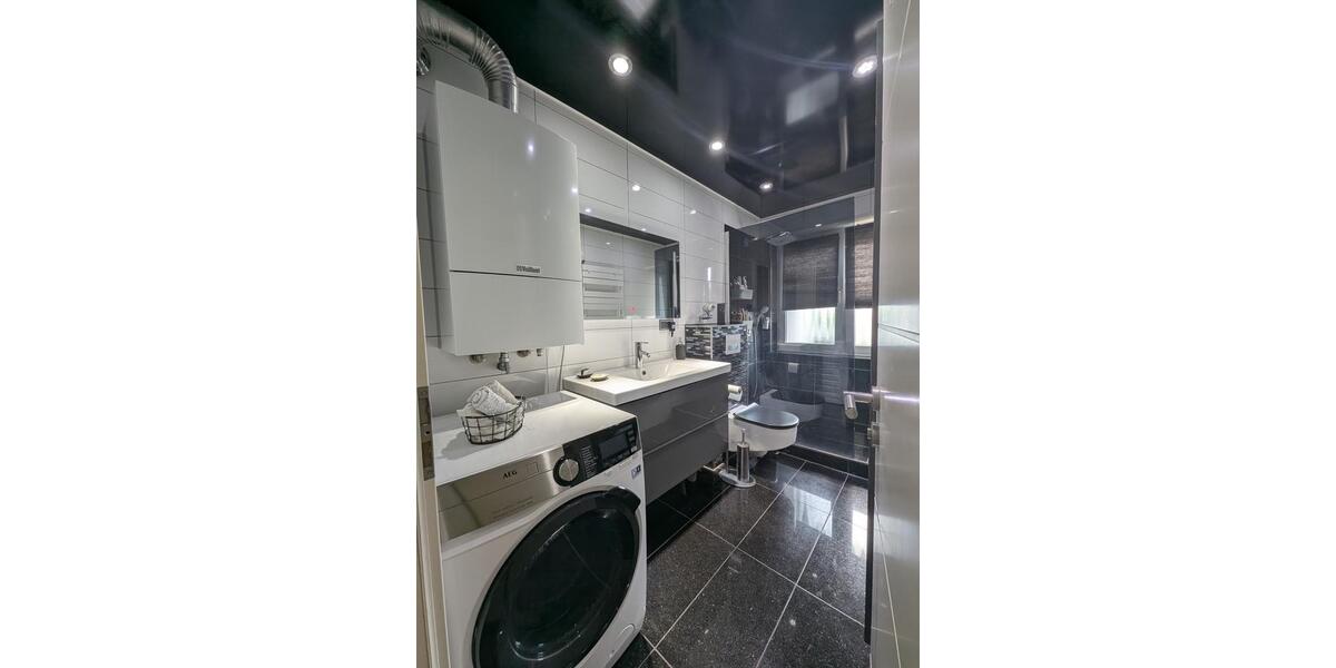 Etagenwohnung Ludwigshafen am Rhein Parkinsel - 3 Zimmer, 80 m&sup2;, 270.000&euro; | Angebot:24111145