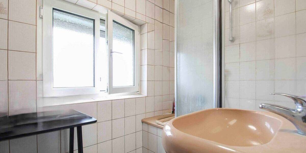 Mehrfamilienhaus, Wohnhaus Hockenheim - 6 Zimmer, 399.000&euro; | Angebot:26275948