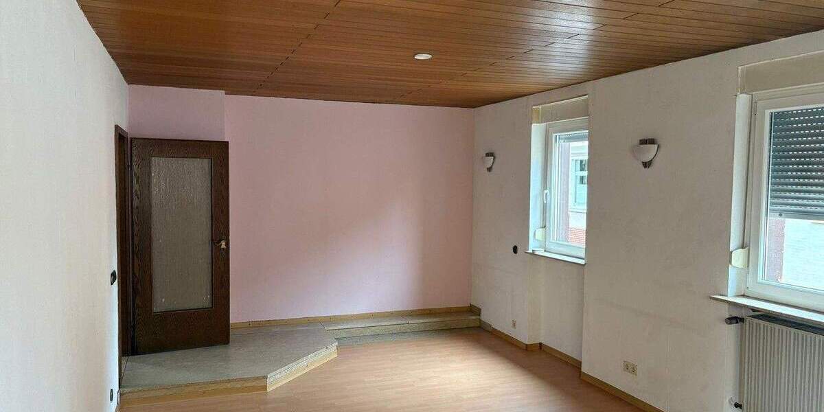 Charmantes Stadthaus-Ensemble in LU-Rheingönheim 1 zimmer