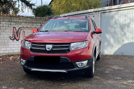 Dacia Sandero 76.255 km 6.400 € Mannheim 68163