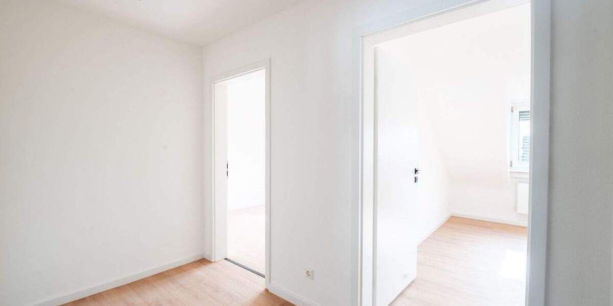 Etagenwohnung Ludwigshafen am Rhein Süd - 2 Zimmer, 47 m&sup2;, 150.000&euro; | Angebot:25738481