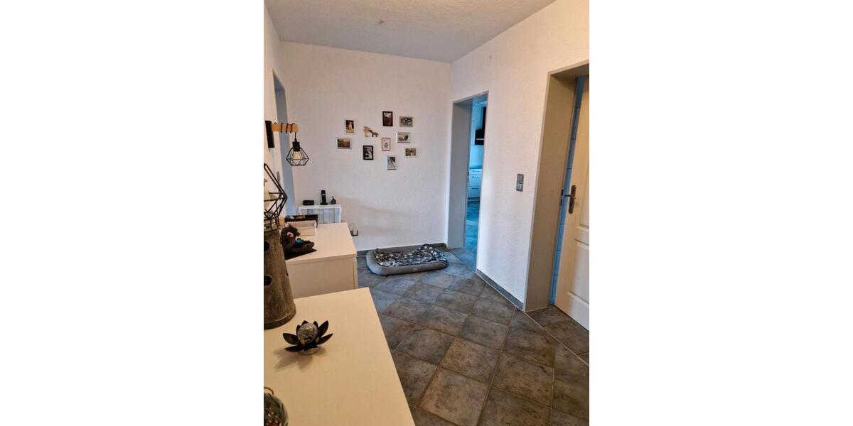 Etagenwohnung Mannheim Gartenstadt - 2 Zimmer, 93 m&sup2;, 1.550&euro; | Angebot:26604040