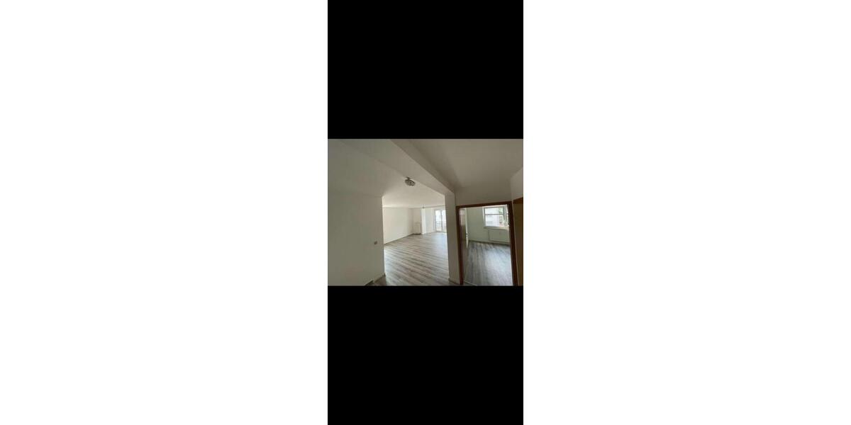 Etagenwohnung Ludwigshafen am Rhein Mundenheim - 2 Zimmer, 58 m&sup2;, 1.100&euro; | Angebot:26405792