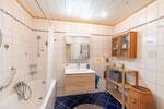 Etagenwohnung Weinheim - 5 Zimmer, 213 m&sup2;, 490.000&euro; | Angebot:25986088