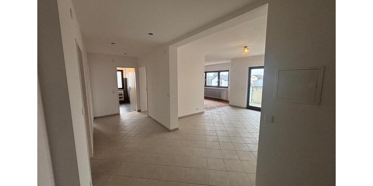 Etagenwohnung Laudenbach - 3 Zimmer, 95 m&sup2;, 1.124&euro; | Angebot:26367546