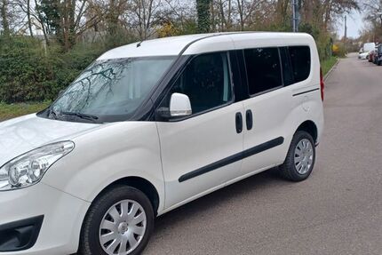 Opel Combo 108.000 km 7.300 &euro; LUDWIGSHAFEN 67065