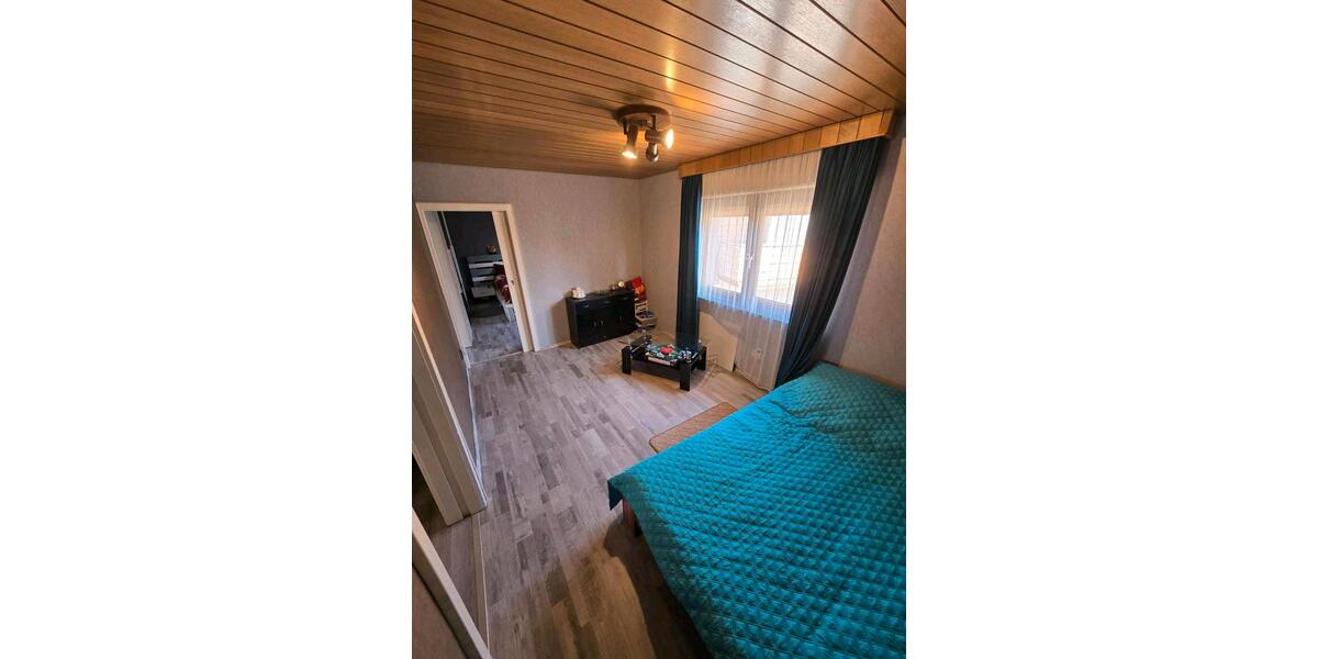 Reihenhaus Östringen - 5 Zimmer, 100 m&sup2;, 300.000&euro; | Angebot:26976415