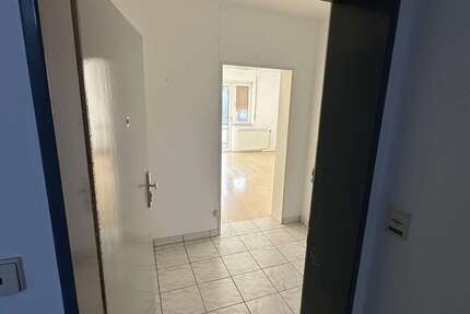 Wohnung Ludwigshafen am Rhein Ludwigshafen-Hemshof - 1 Zimmer, 41 m&sup2;, 400&euro; | Angebot:27068982