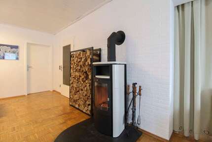 Haus Lampertheim-Hofheim Hofheim - 5 Zimmer, 143 m&sup2;, 450.000&euro; | Angebot:26763812
