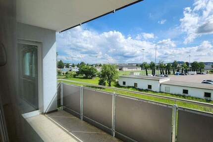 3,5 Zimmer Wohnung mit Balkon nähe Snh.-Zentrum 3 zimmer