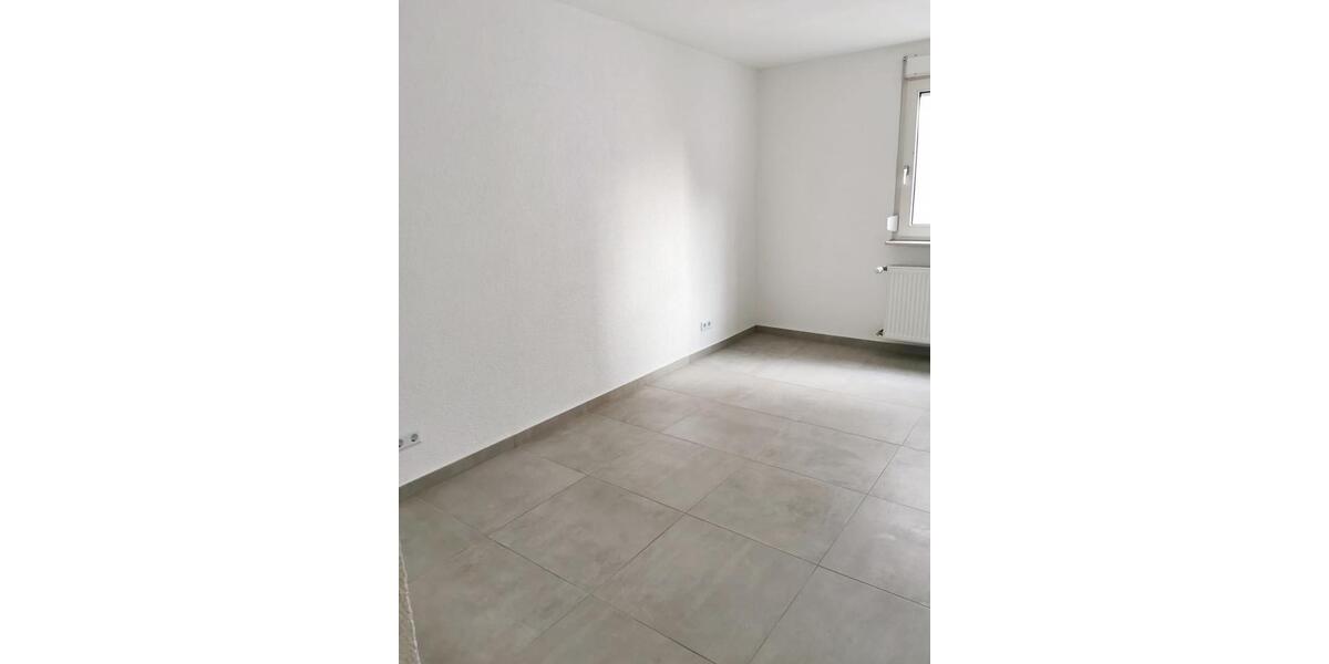 Maisonettenwohnung Schifferstadt - 4 Zimmer, 110 m&sup2;, 1.000&euro; | Angebot:26341522