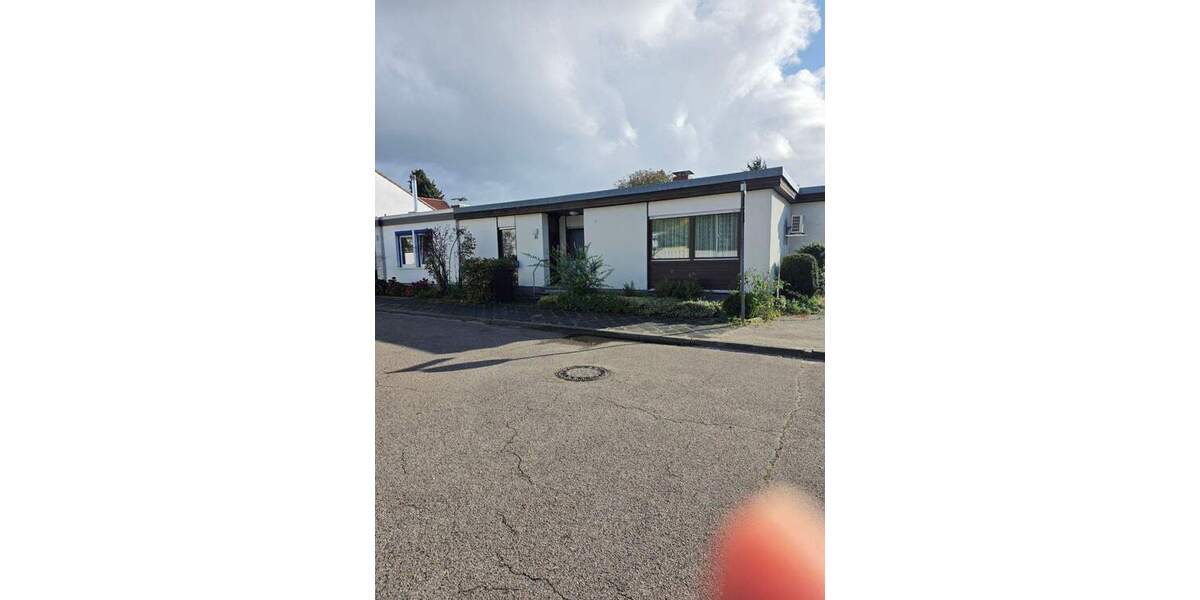 Bungalow Ludwigshafen am Rhein Pfingstweide - 5 Zimmer, 144 m&sup2;, 339.000&euro; | Angebot:21969540