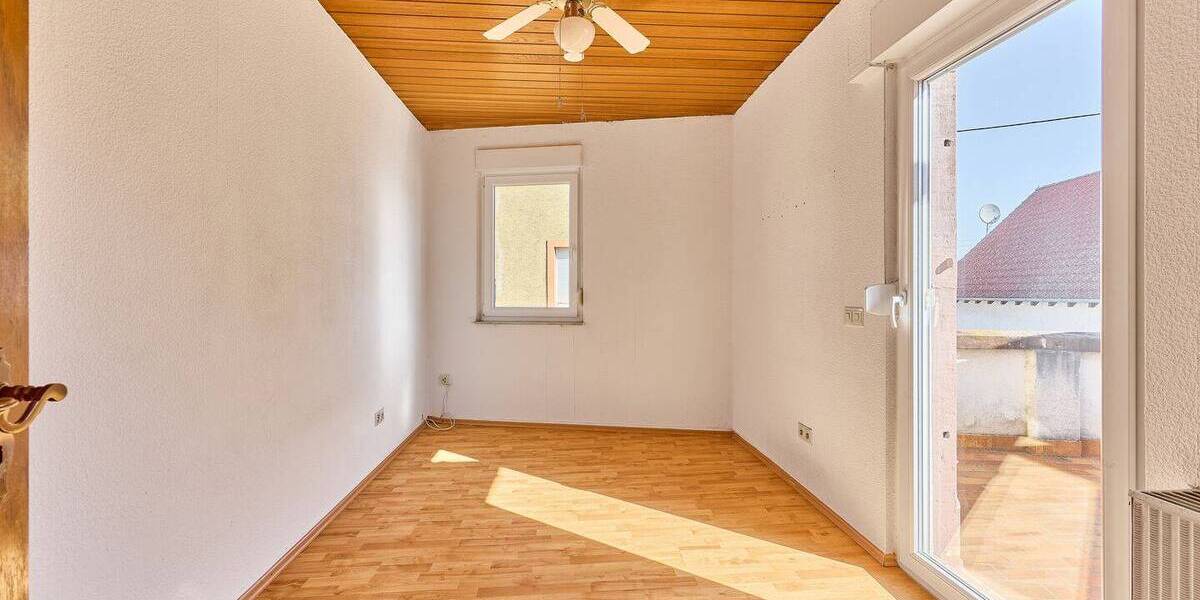 Einfamilienhaus Ludwigshafen am Rhein Rheingönheim - 8 Zimmer, 201 m&sup2;, 439.000&euro; | Angebot:26868831