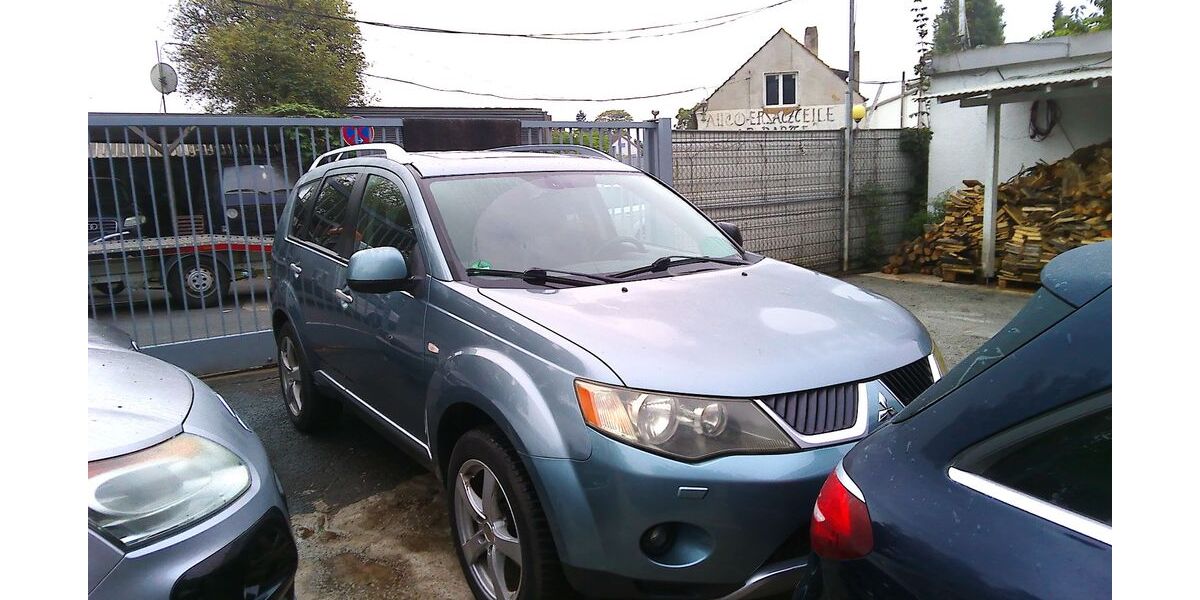 Mitsubishi Outlander 283.765 km 1.999 € Mannheim 68309