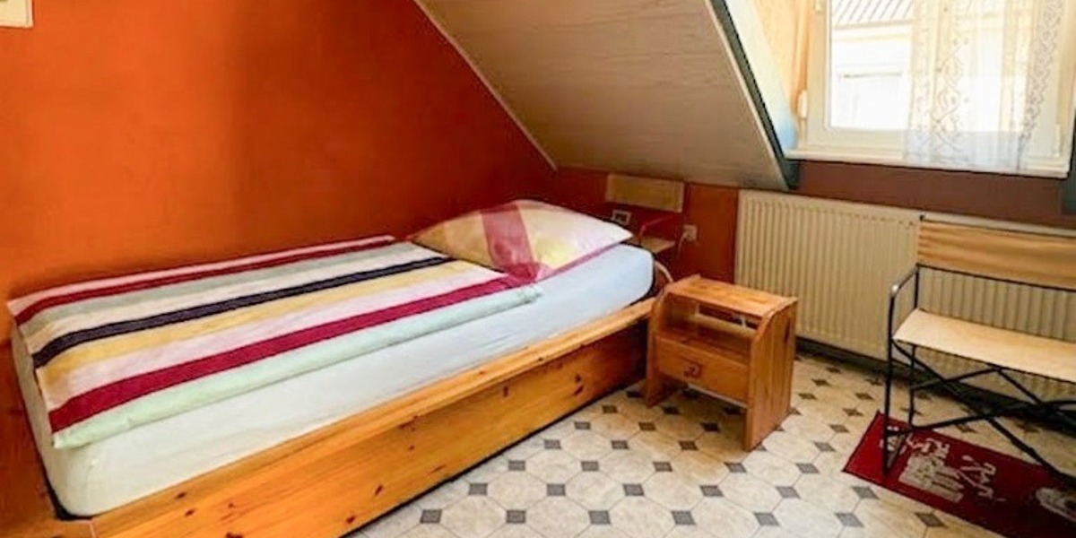 „Einfamilienhaus mit Anbau in ruhiger Lage – Potenzial inklusive“ in Ludwigshafen-Oggersheim - Einfamilienhaus Ludwigshafen Oggersheim | Angebot:26383346