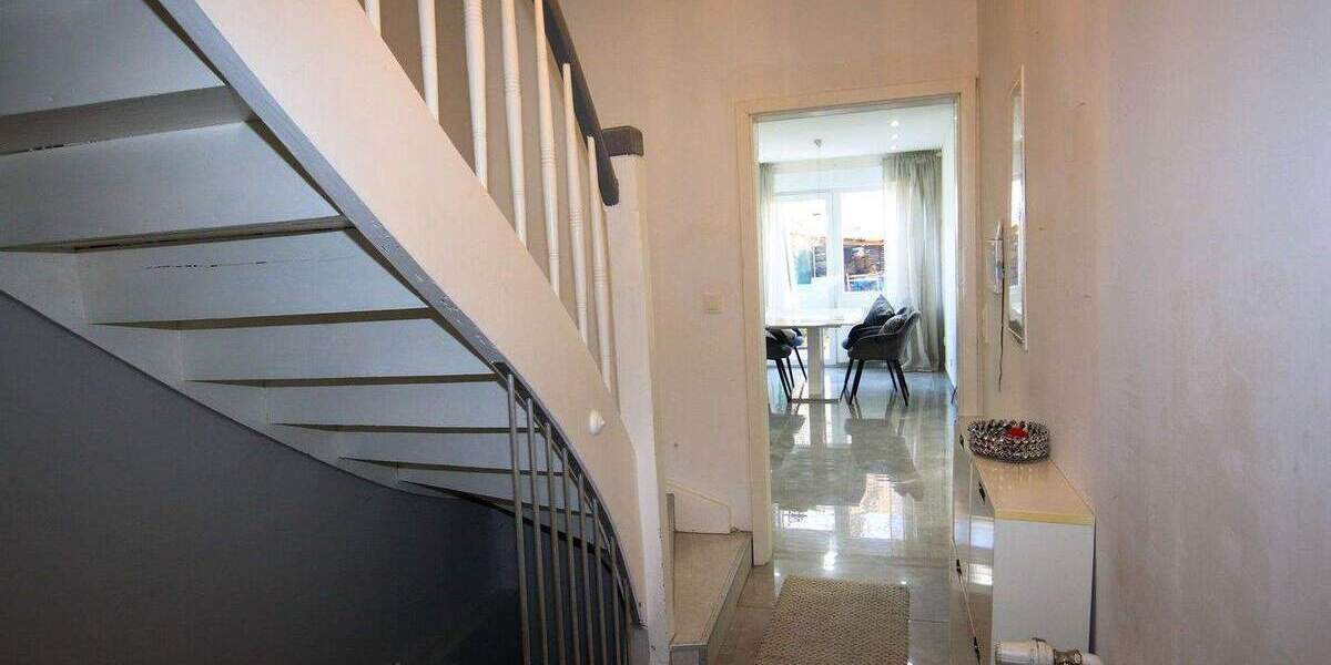 Reihenmittelhaus Mannheim Käfertal - 4 Zimmer, 110 m&sup2;, 429.000&euro; | Angebot:25373976