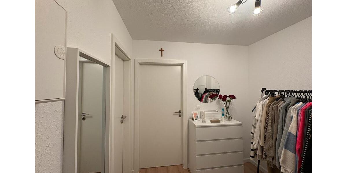 Etagenwohnung Ludwigshafen am Rhein Ludwigshafen-Oggersheim - 1 Zimmer, 38 m&sup2;, 700&euro; | Angebot:25373964