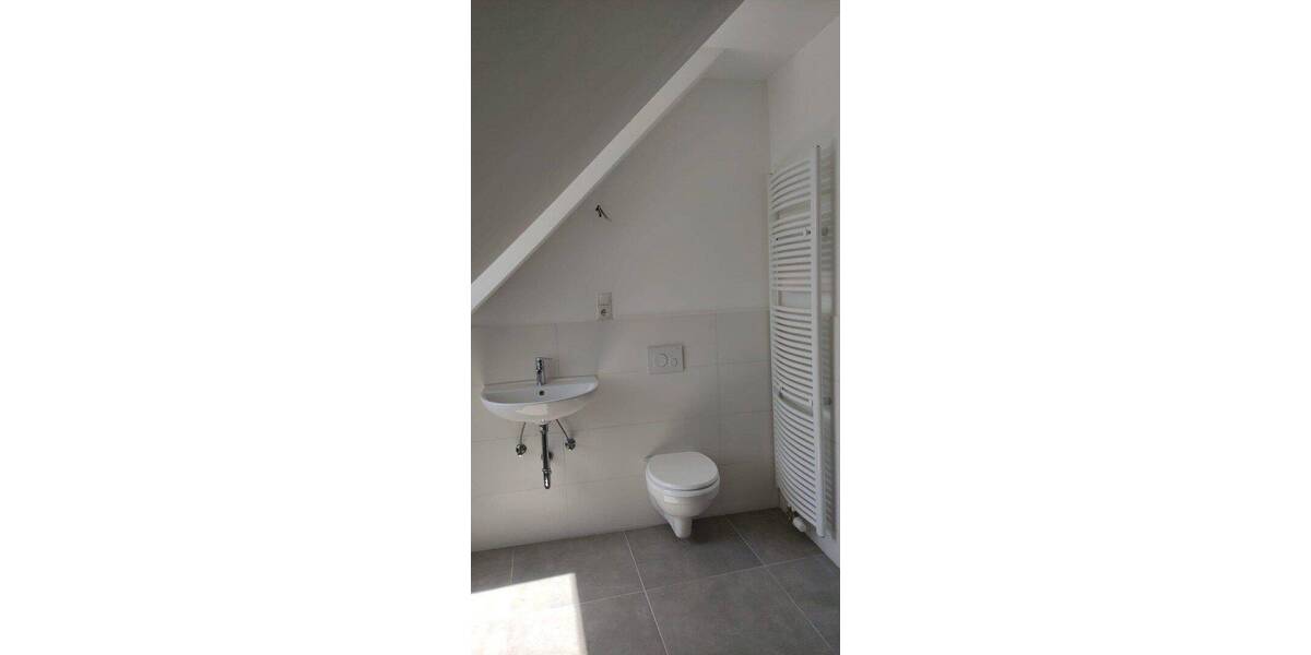 Etagenwohnung Wiesloch - 2 Zimmer, 85 m&sup2;, 1.150&euro; | Angebot:26929288