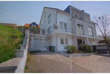 Vermiete schönes Doppelhaushälfte mit schönen Naturblick zimmer