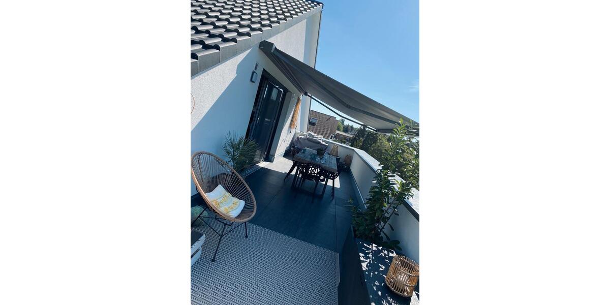 Exklusive Dachgeschosswohnung mit 54 qm Dachterasse 3 zimmer